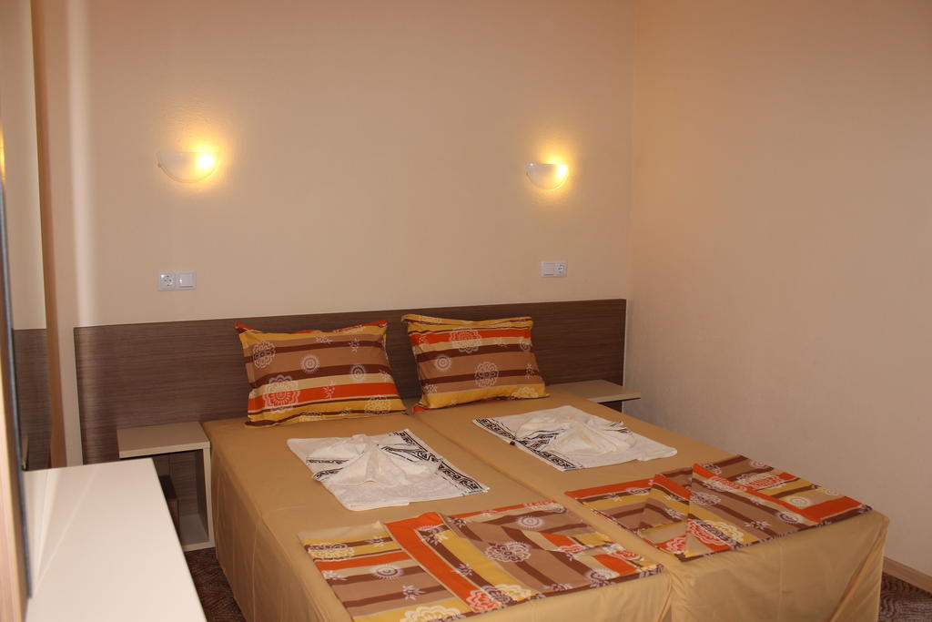 Fits Guest House Primorsko Phòng bức ảnh