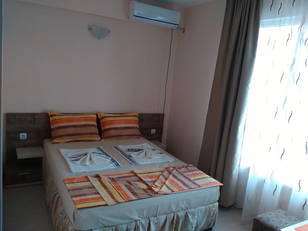 Fits Guest House Primorsko Ngoại thất bức ảnh