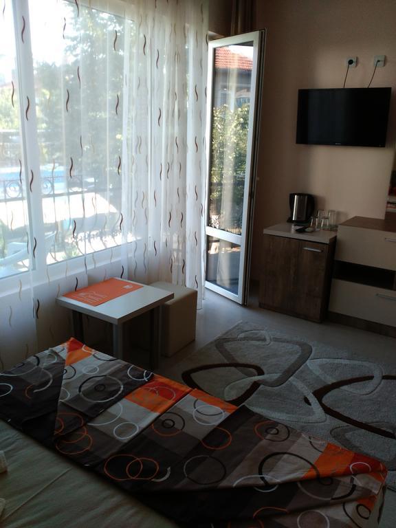 Fits Guest House Primorsko Ngoại thất bức ảnh