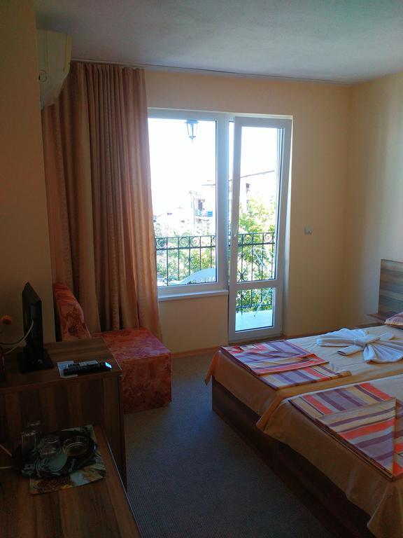 Fits Guest House Primorsko Ngoại thất bức ảnh