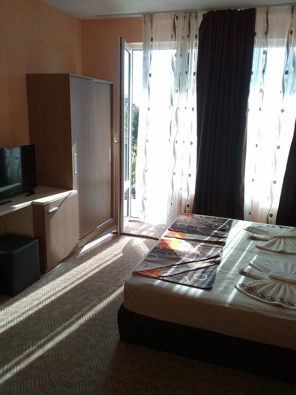 Fits Guest House Primorsko Ngoại thất bức ảnh